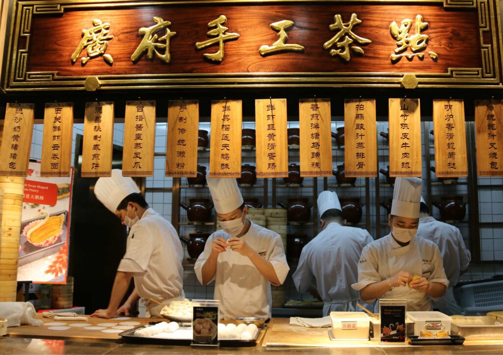 open kitchen restaurant