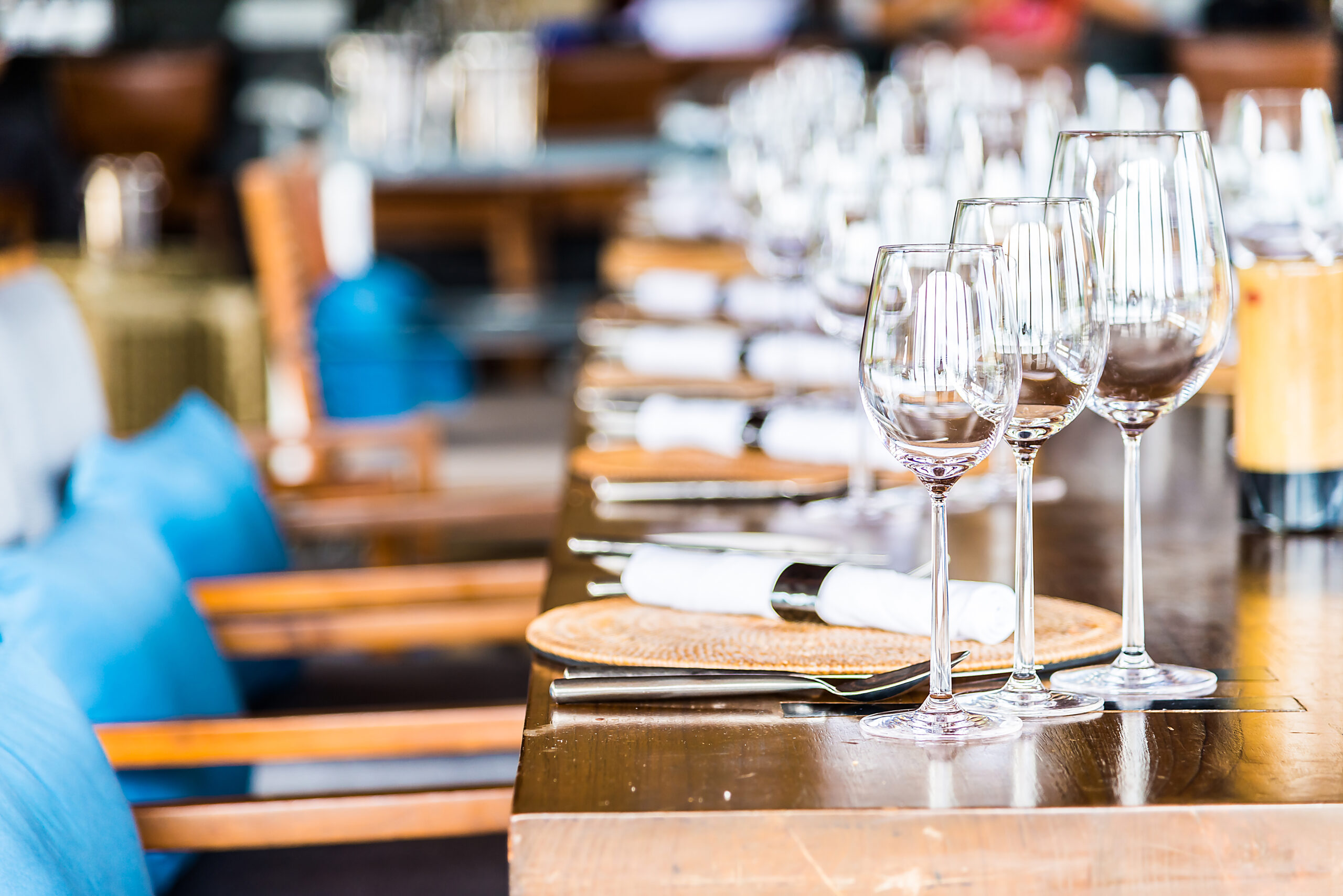 restaurant bar setup, setting, ambience, aesthetics