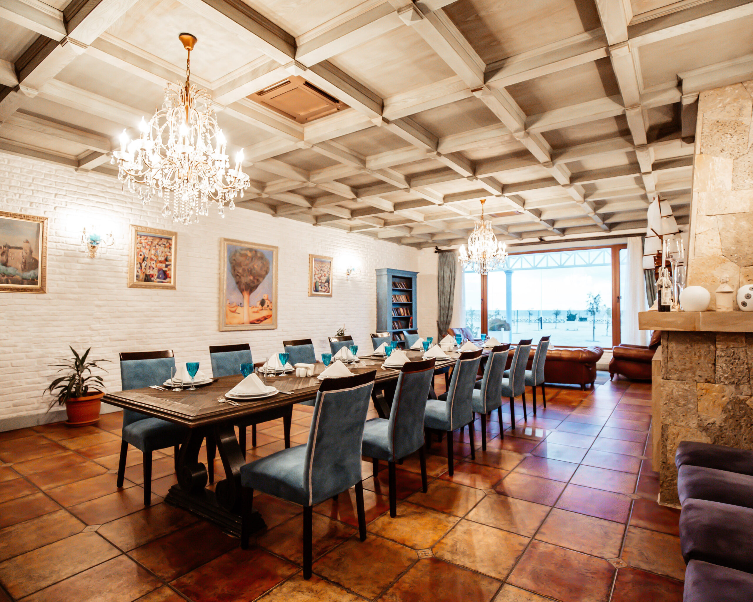 big restaurant tips, decor, design, space