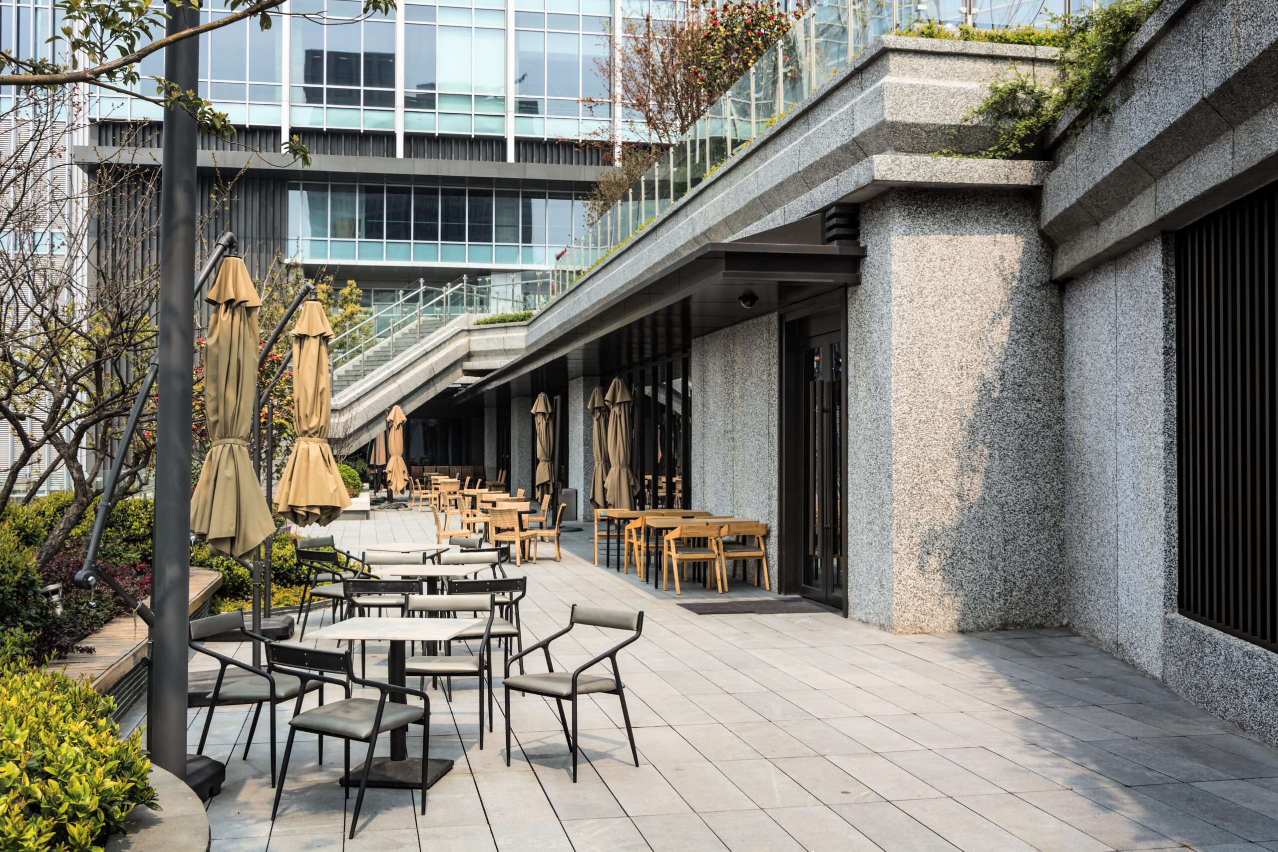 space management, large cafe, design